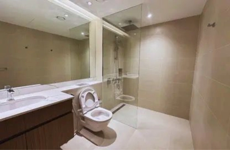 Luxuriöses 3-Zimmer-Apartment mit Hausmädchenzimmer und atemberaubendem Meerblick vom Balkon!