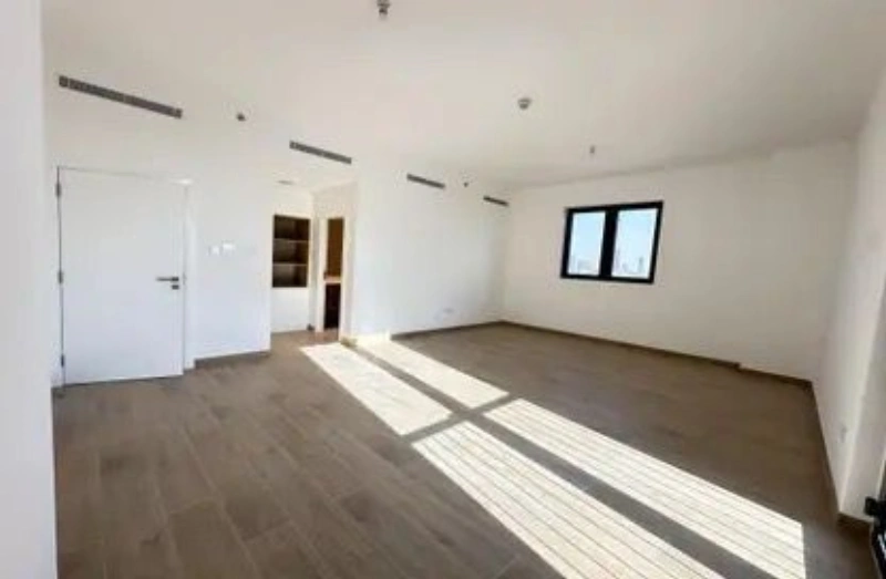 Luxuriöses 3-Zimmer-Apartment mit Hausmädchenzimmer und atemberaubendem Meerblick vom Balkon!