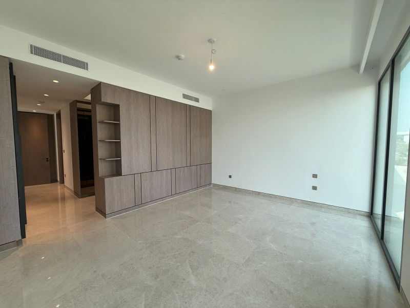 Exklusive 5-Zimmer-Villa mit Garten und Parkblick in Tilal Al Ghaf - Angebot!