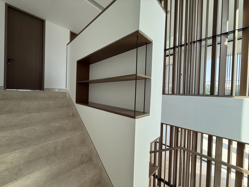 Exklusive 5-Zimmer-Villa mit Garten und Parkblick in Tilal Al Ghaf - Angebot!