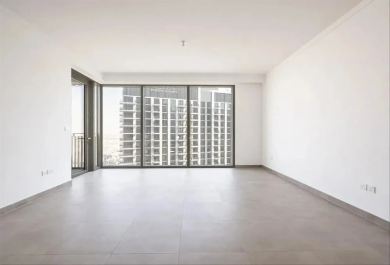 Stunning Three Bedroom Apartment with Modern Design