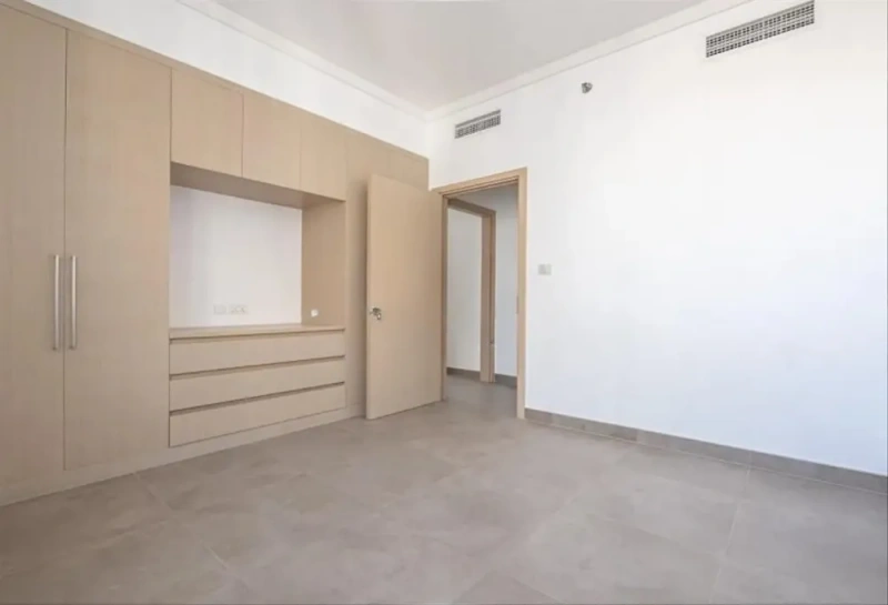 Stunning Three Bedroom Apartment with Modern Design