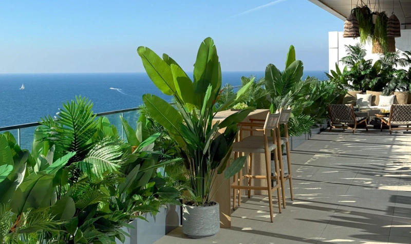 Exklusives 5-Schlafzimmer-Penthouse mit privatem Pool und Jacuzzi