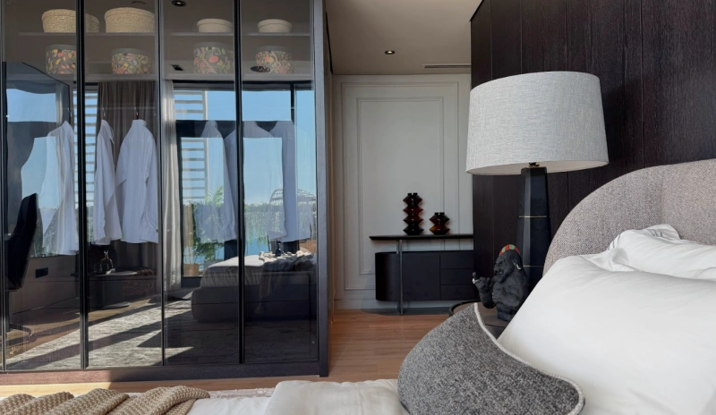 Exklusives 5-Schlafzimmer-Penthouse mit privatem Pool und Jacuzzi