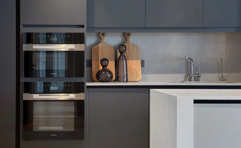 Exklusives 5-Schlafzimmer-Penthouse mit privatem Pool und Jacuzzi