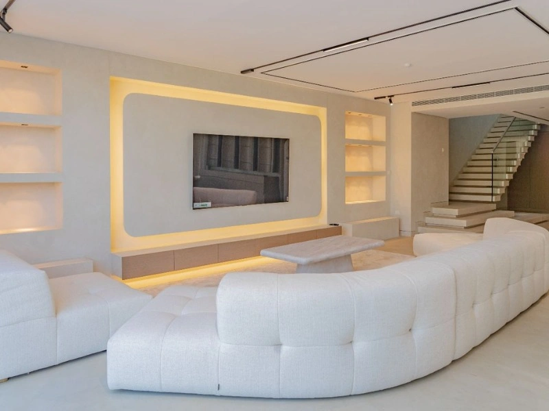 Elegante 4-Schlafzimmer-Villa mit atemberaubender Aussicht und luxuriöser Ausstattung