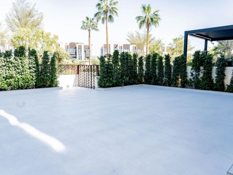 Elegante 4-Schlafzimmer-Villa mit atemberaubender Aussicht und luxuriöser Ausstattung