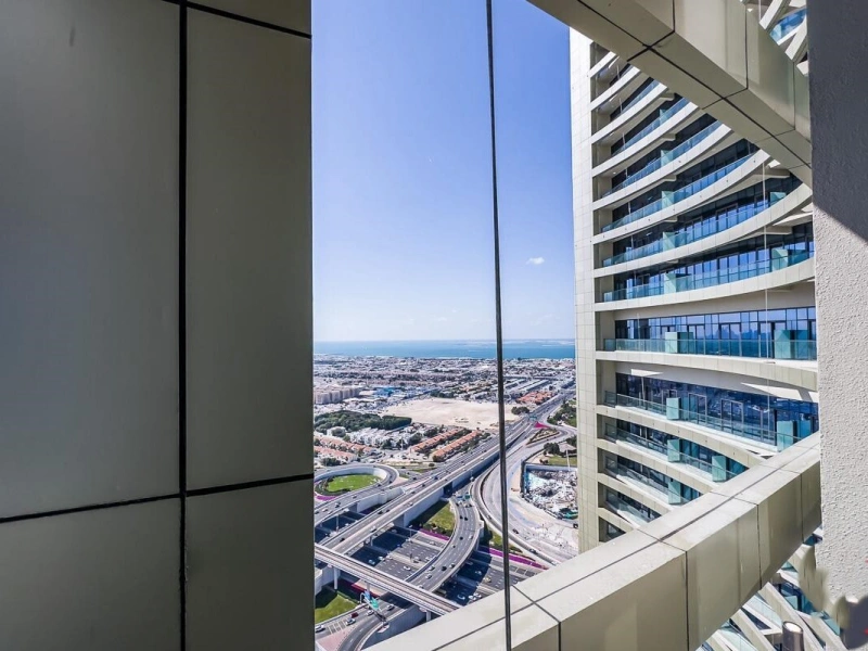 Brandneues 3-Zimmer-Apartment mit Seeblick im Aykon City Tower C, Business Bay!