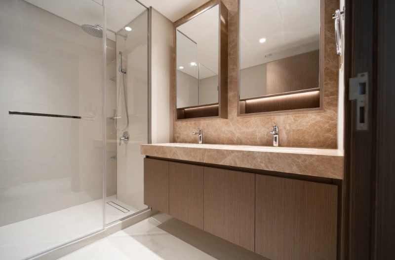 Traumhaftes 2-Zimmer-Apartment direkt am Strand - Eleganz und Meerblick vereint!