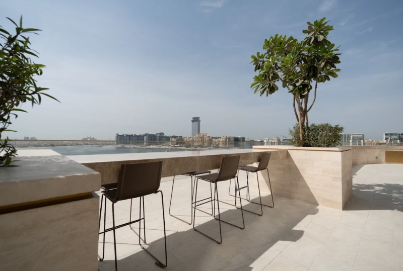 Traumhaftes 2-Zimmer-Apartment direkt am Strand - Eleganz und Meerblick vereint!