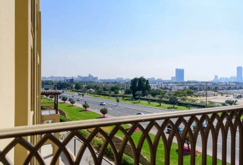 Luxuriöses 3-Zimmer-Apartment mit Hausmädchenzimmer und eigenem Bad - ein Traum Zuhause!