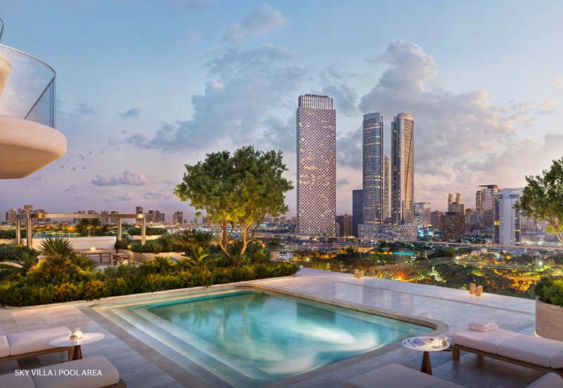 Luxuriöse Sky Villa mit 4 Schlafzimmern und riesigem Balkon mit privatem Pool!