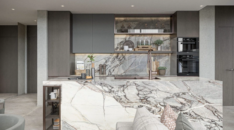 Luxuriöses 4-Schlafzimmer-Duplex mit privatem Pool in bester Lage!