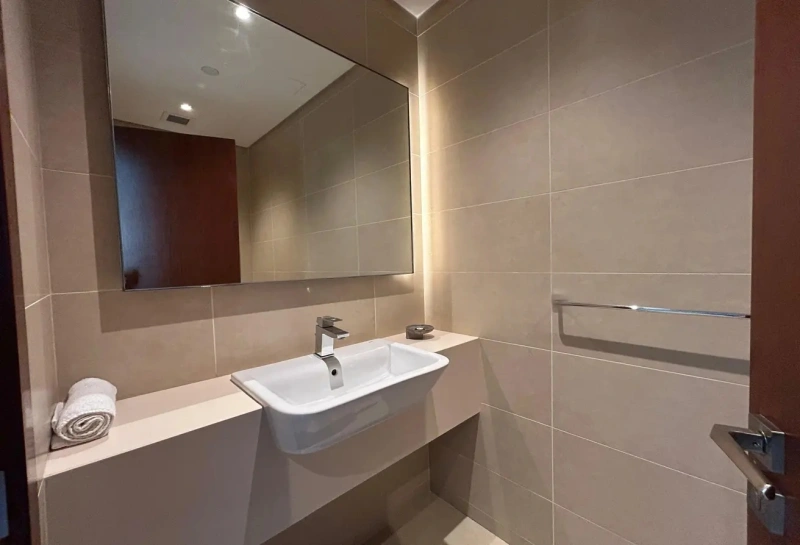 Elegantes Apartment mit vollem Marina-Panoramablick in Dubai Marina