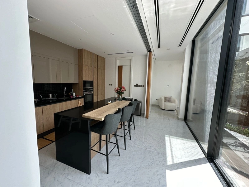 Exklusive Luxusvilla in Chorisia Al Barari mit privatem Pool, Garten & Aufzug