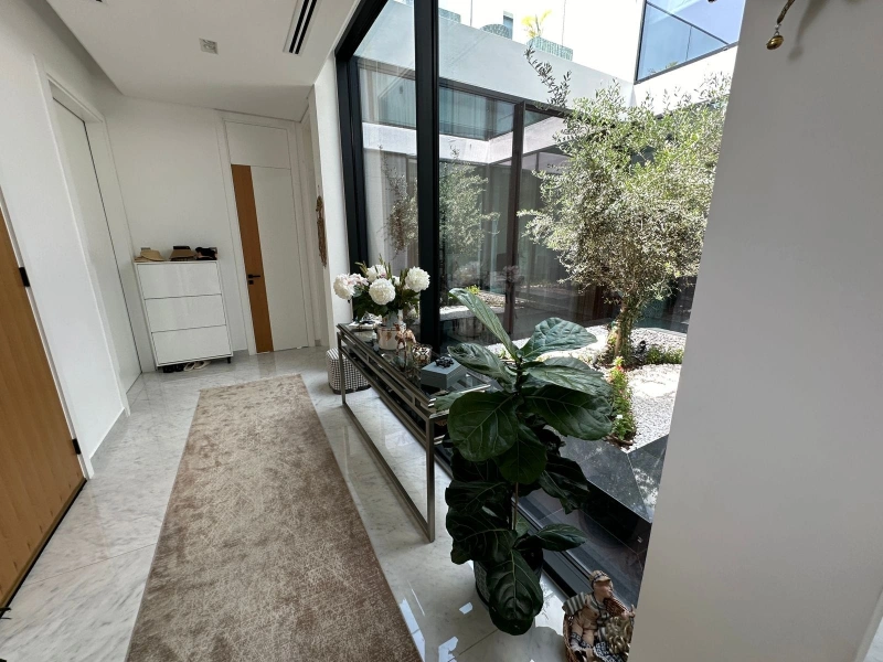 Exklusive Luxusvilla in Chorisia Al Barari mit privatem Pool, Garten & Aufzug