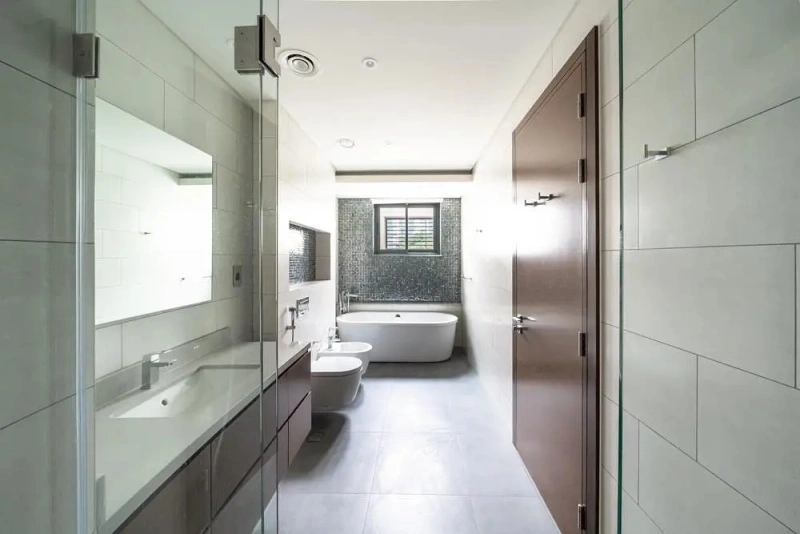 Exklusive 5-Zimmer Villa in gated community mit privatem Pool und Parkblick