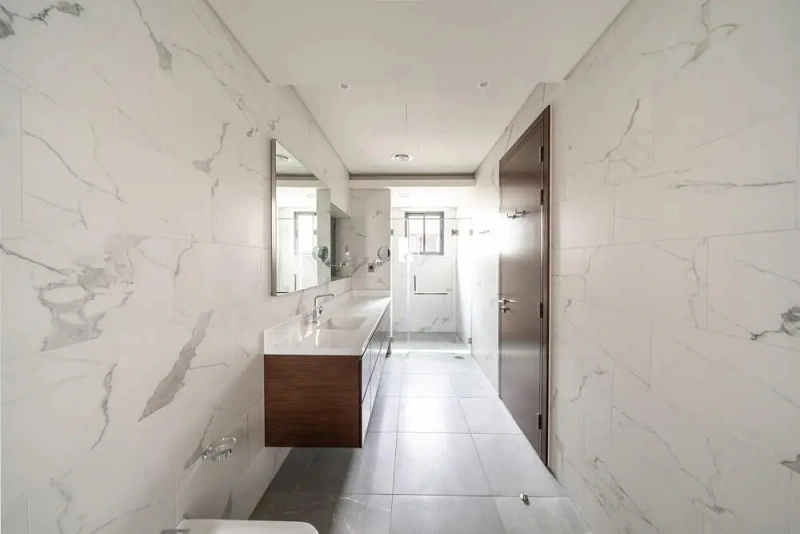 Exklusive 5-Zimmer Villa in gated community mit privatem Pool und Parkblick